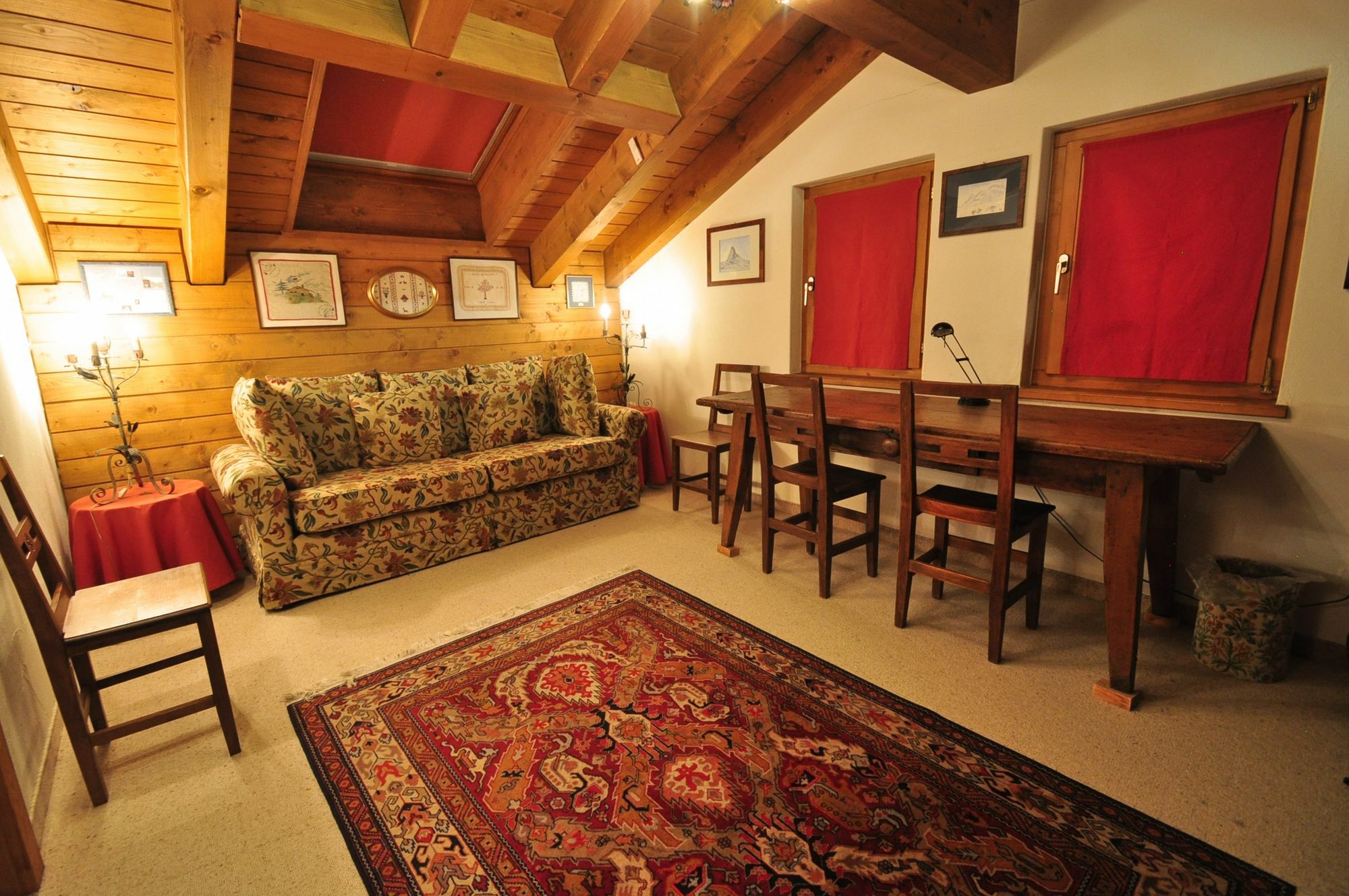 Haus Tiefbach - Apartment Cervino Zermatt Eksteriør bilde