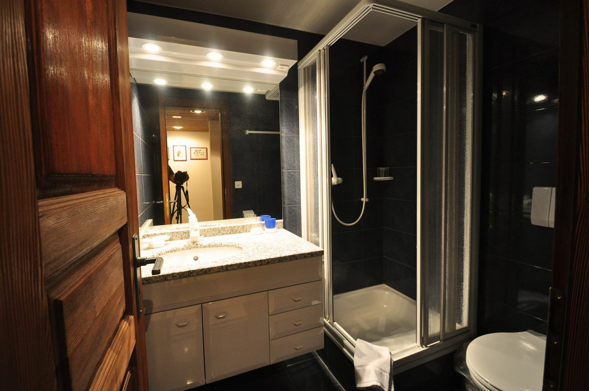 Haus Tiefbach - Apartment Cervino Zermatt Eksteriør bilde